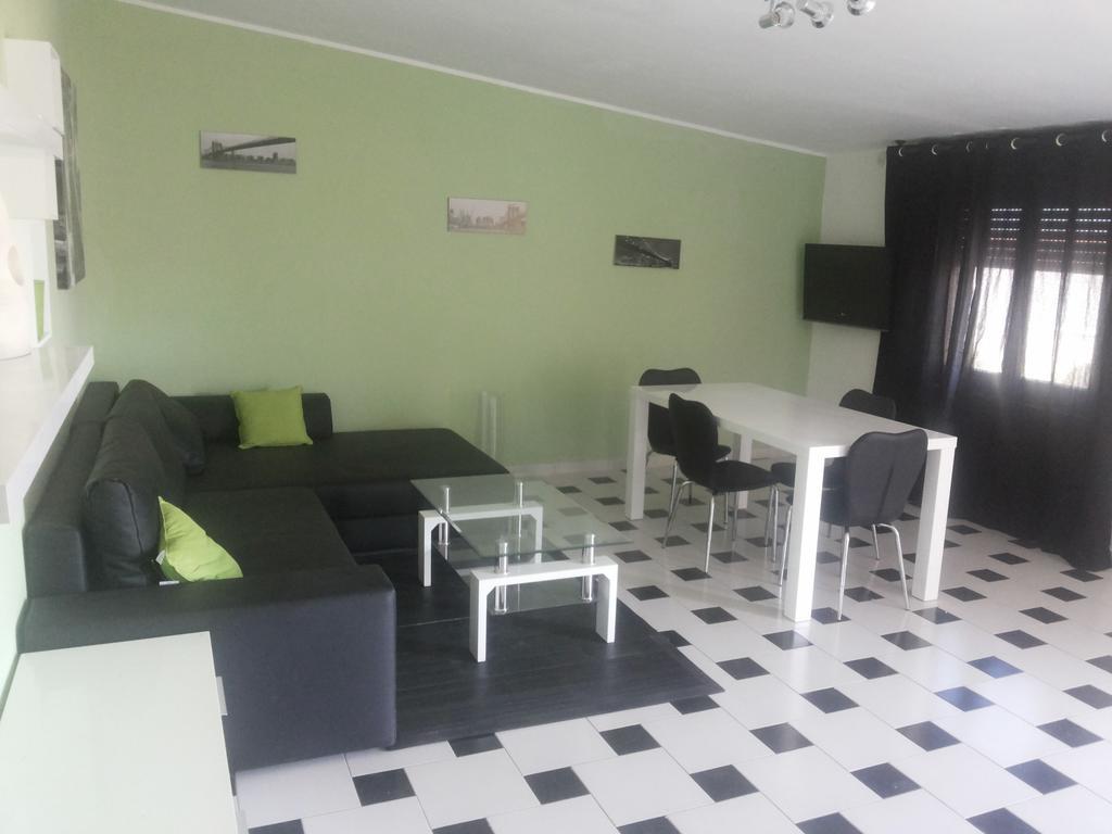 De Amicis Apartment 卡利亚里 客房 照片