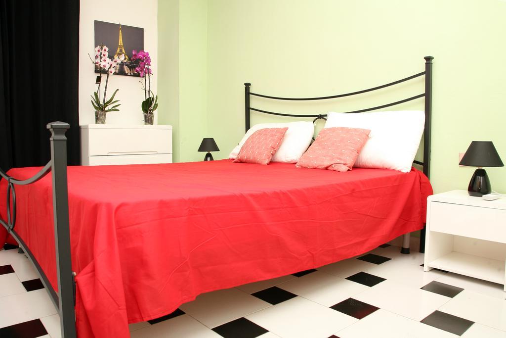 De Amicis Apartment 卡利亚里 客房 照片