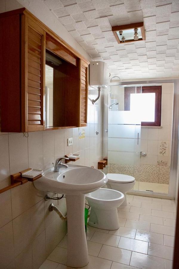 De Amicis Apartment 卡利亚里 外观 照片